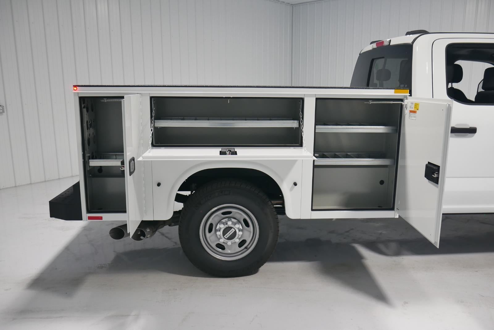 2025 Ford Super Duty XL