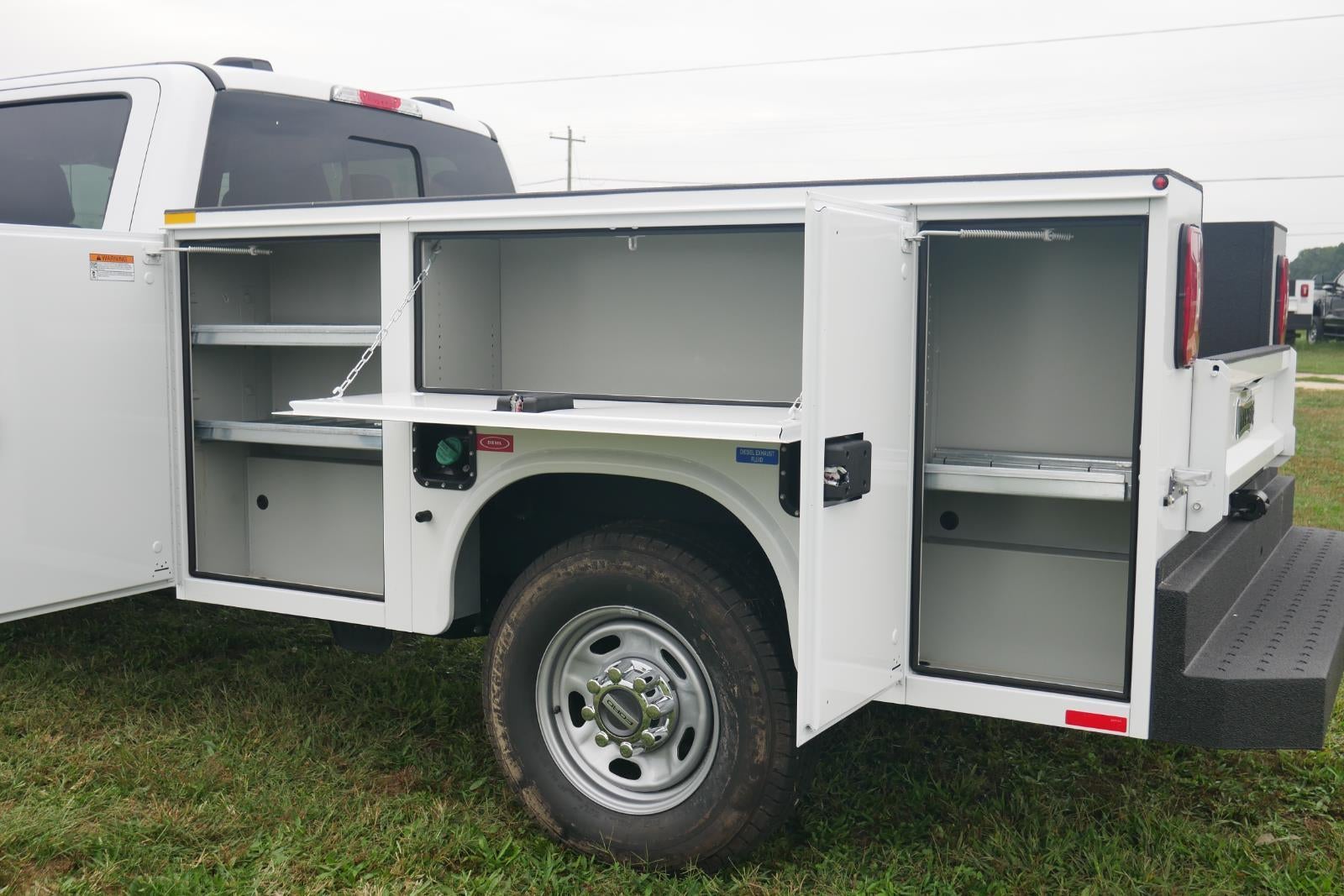 2025 Ford Super Duty XL