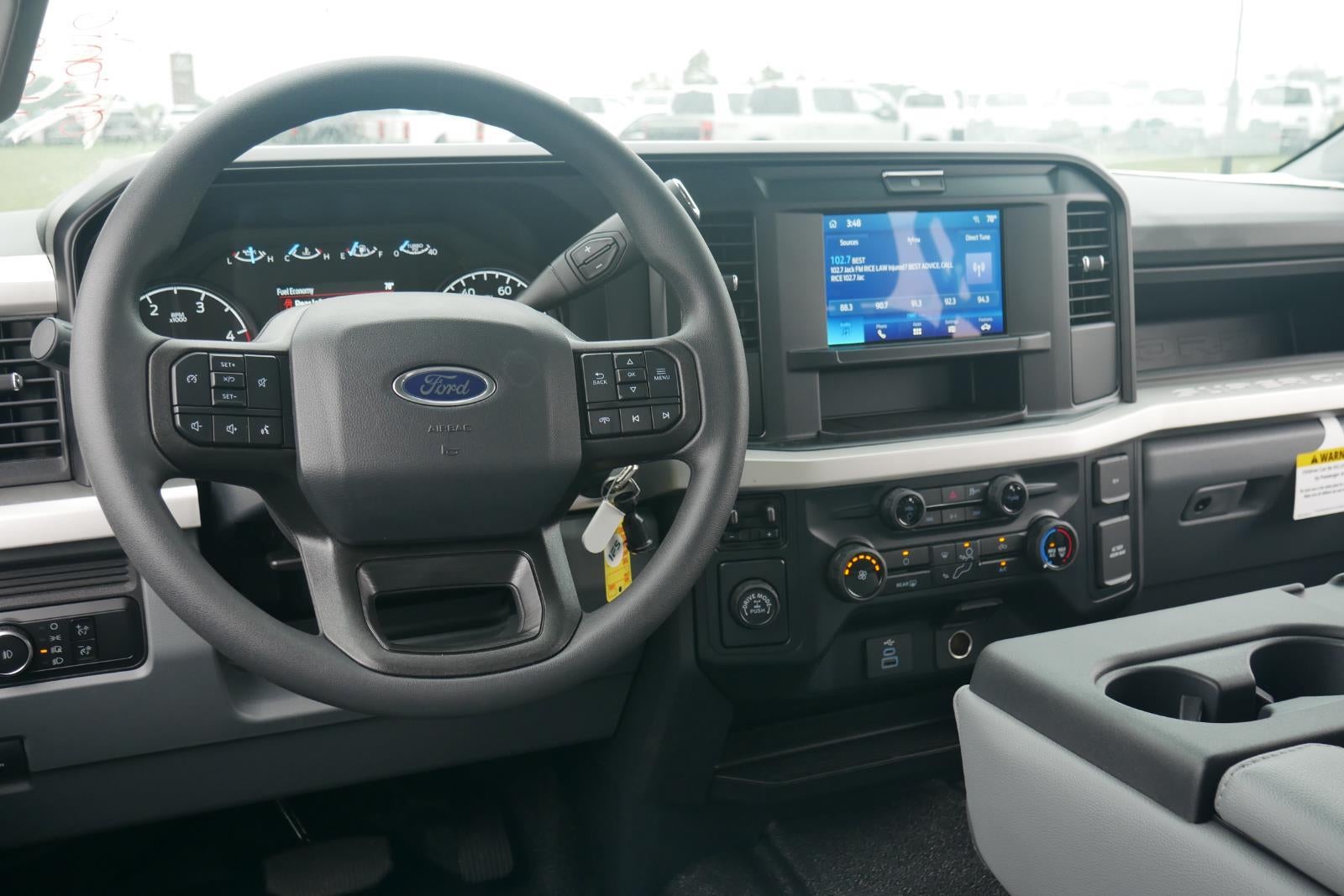 2025 Ford Super Duty XL