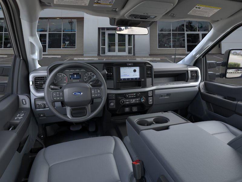 2025 Ford Super Duty XL