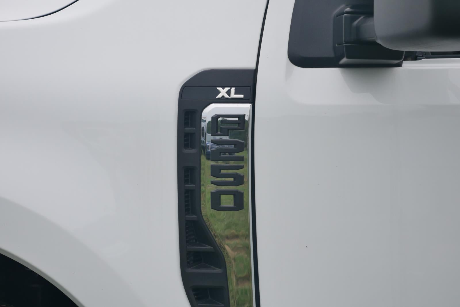 2025 Ford Super Duty XL