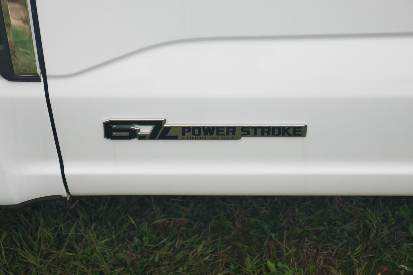 2025 Ford Super Duty XL