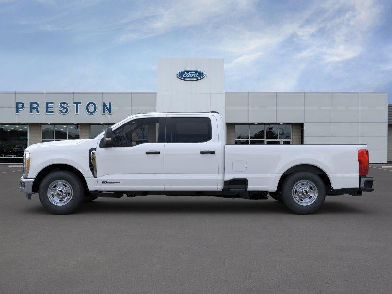 2025 Ford Super Duty XL