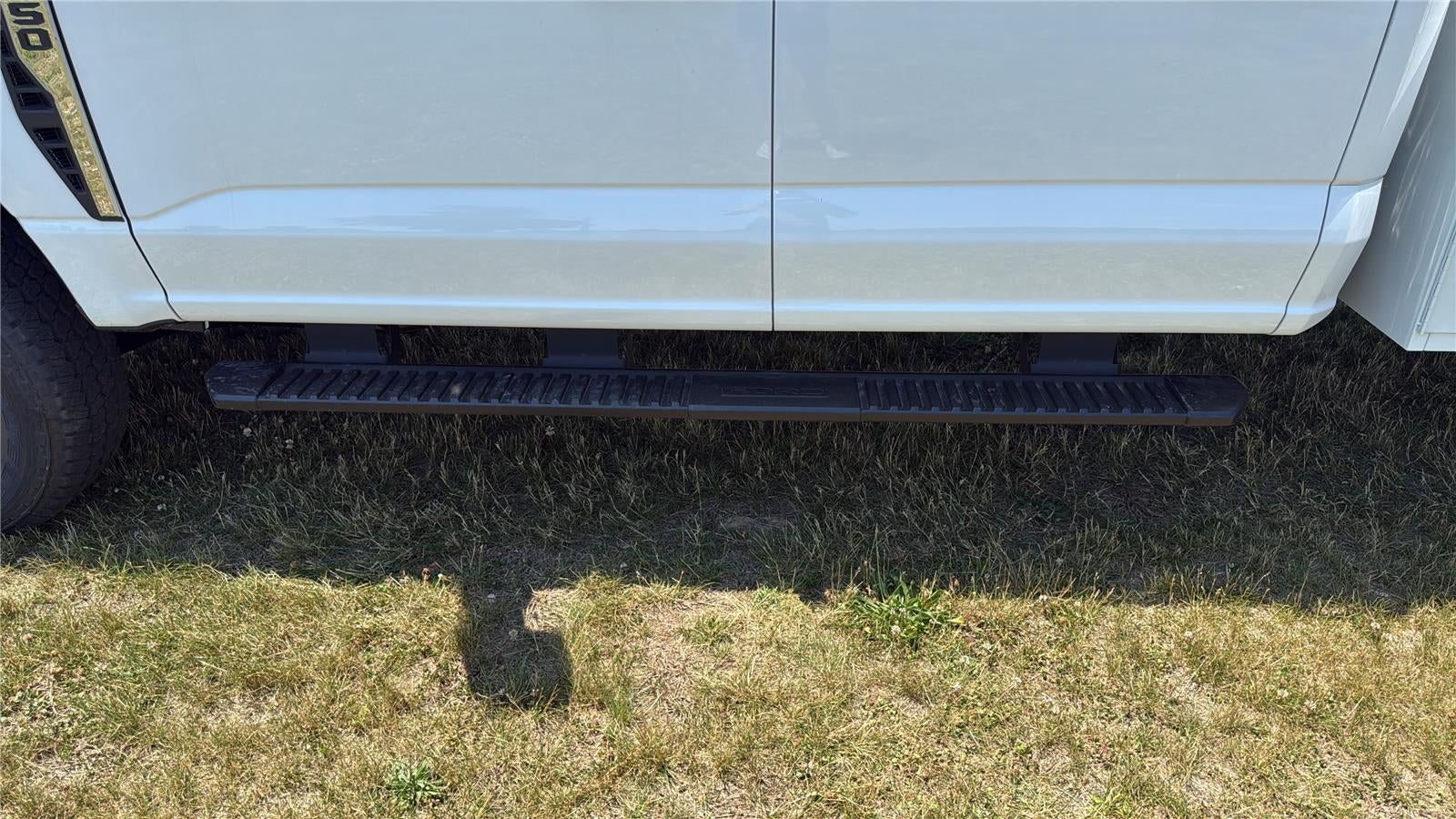 2026 Ford Super Duty F-350 SRW 9' KNAPHEIDE SERVICE BODY, CLASS V HITCH, SPRAY IN LINER, REMOTE LOCKS
