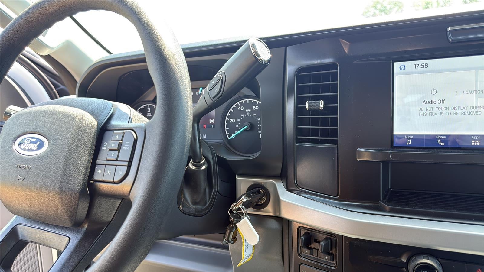 2026 Ford Super Duty F-350 SRW 9' KNAPHEIDE SERVICE BODY, CLASS V HITCH, SPRAY IN LINER, REMOTE LOCKS
