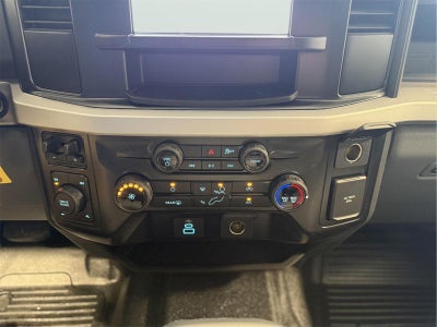 2026 Ford Super Duty F-350 SRW XL CHASSIS ONLY