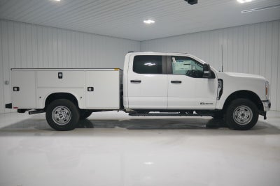 2025 Ford Chassis Cab XL