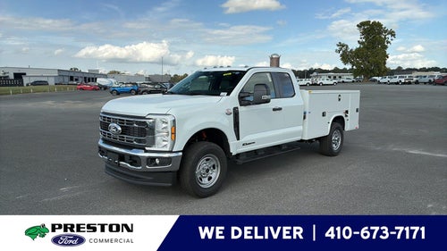 2027 Ford Super Duty F-350 SRW XL