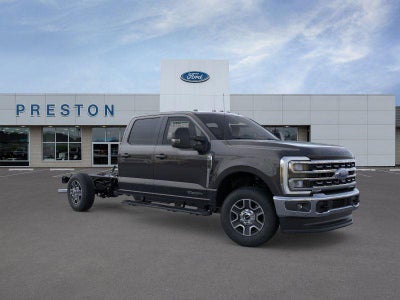 2026 Ford Super Duty F-350 Lariat
