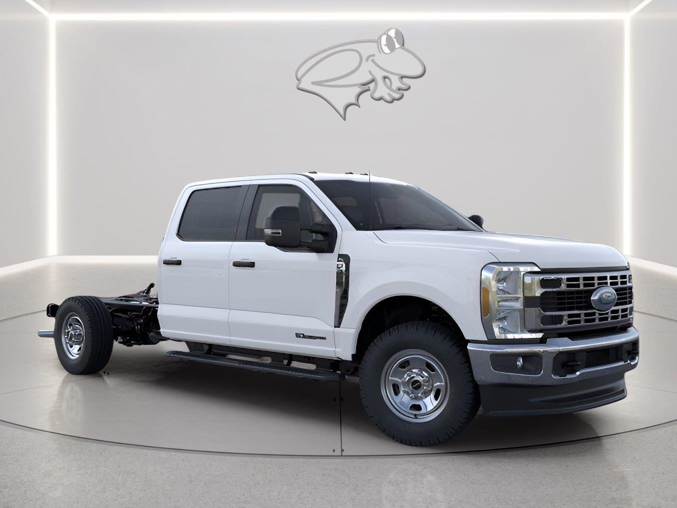 2026 Ford Super Duty F-350 Srw 9' KNAPHEIDE SERVICE BODY, REMOTE LOCKS, CLASS V HITCH, SPRAY IN LINER