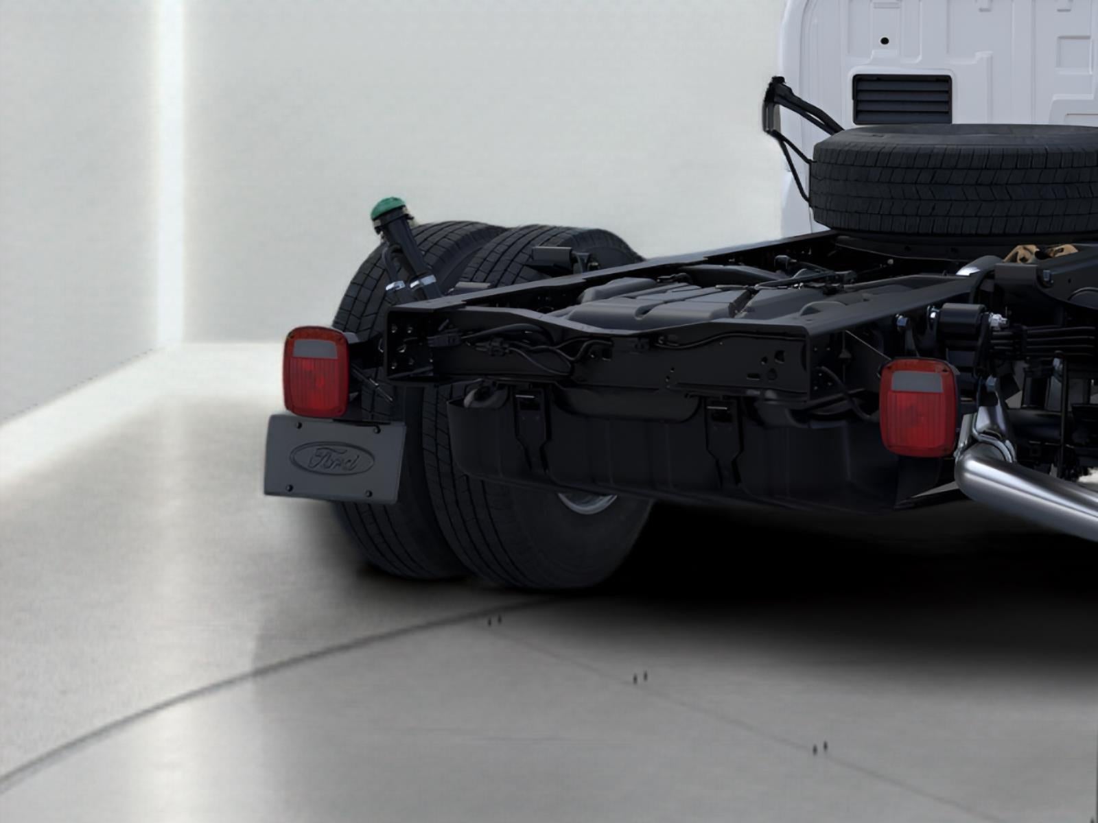 2026 Ford Super Duty F-350 DRW Lariat