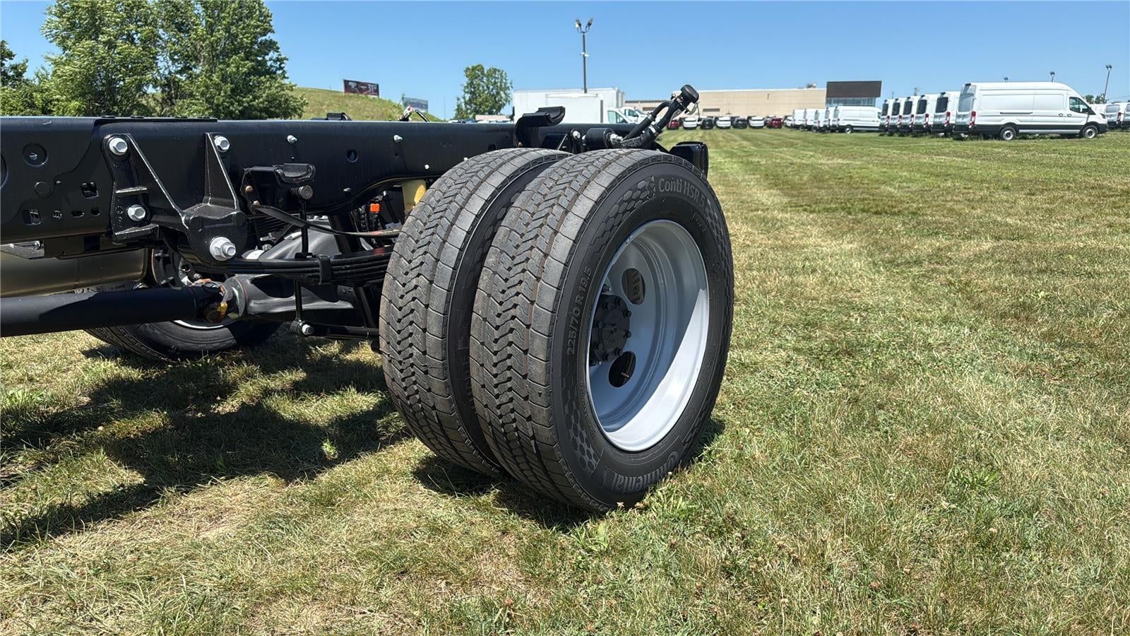 2026 Ford Super Duty F-450 DRW XL CHASSIS ONLY
