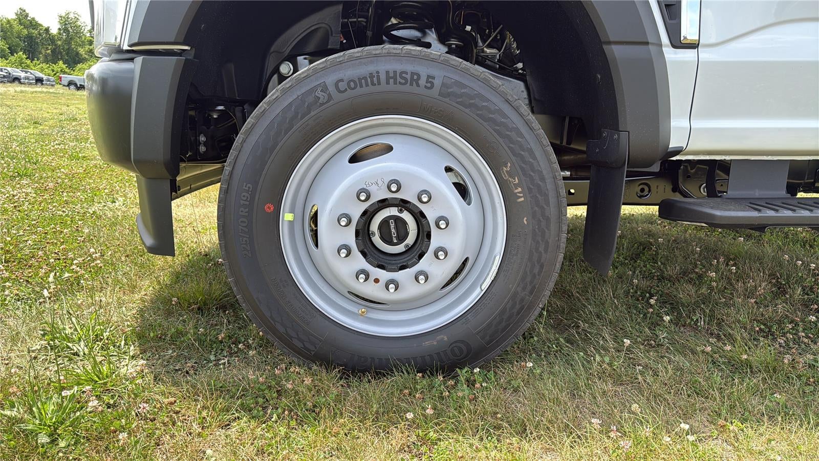 2026 Ford Super Duty F-450 DRW XL CHASSIS ONLY