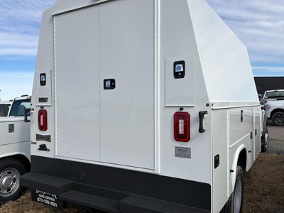 2026 Ford Chassis Cab XL