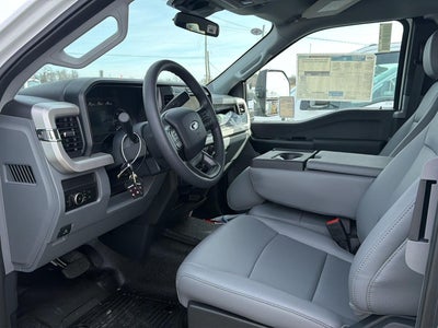 2025 Ford Super Duty F-450 DRW XLT