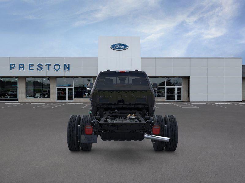 2026 Ford Chassis Cab XL