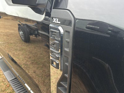 2026 Ford Chassis Cab XL