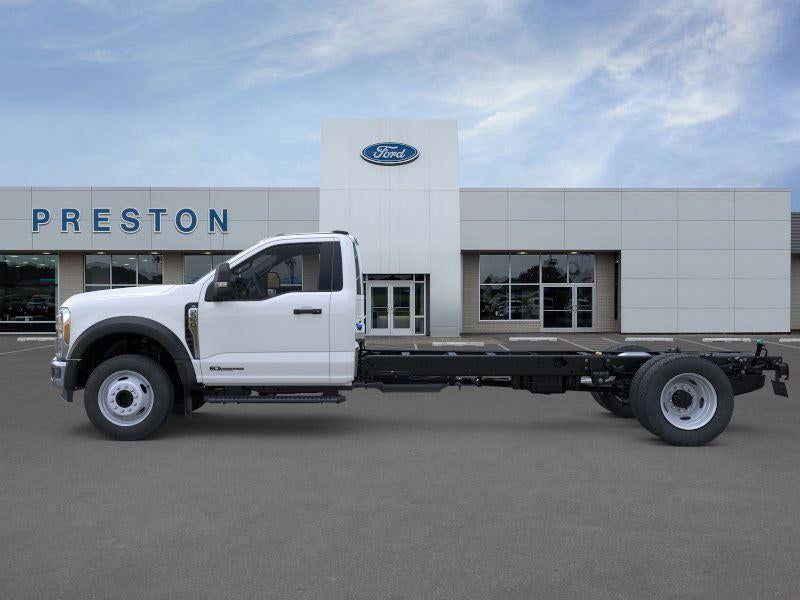 2025 Ford Chassis Cab XL