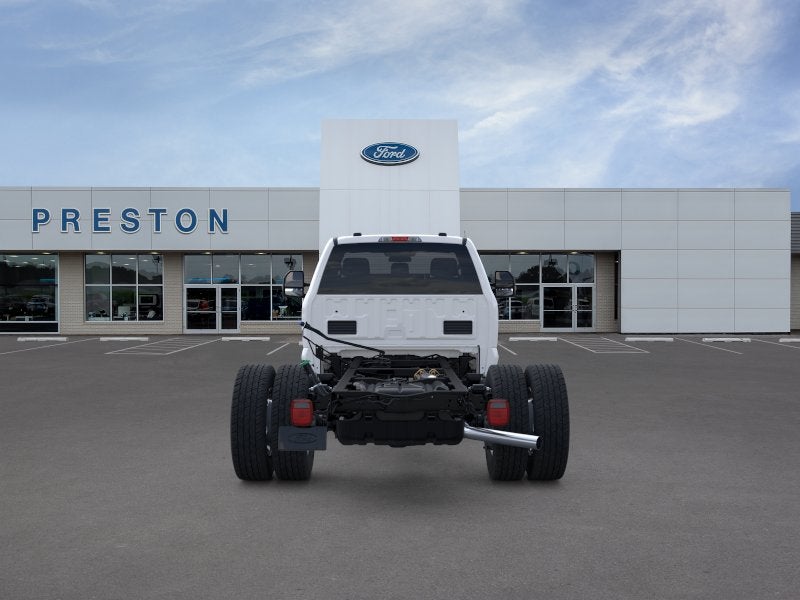 2025 Ford Super Duty F-600 DRW XL