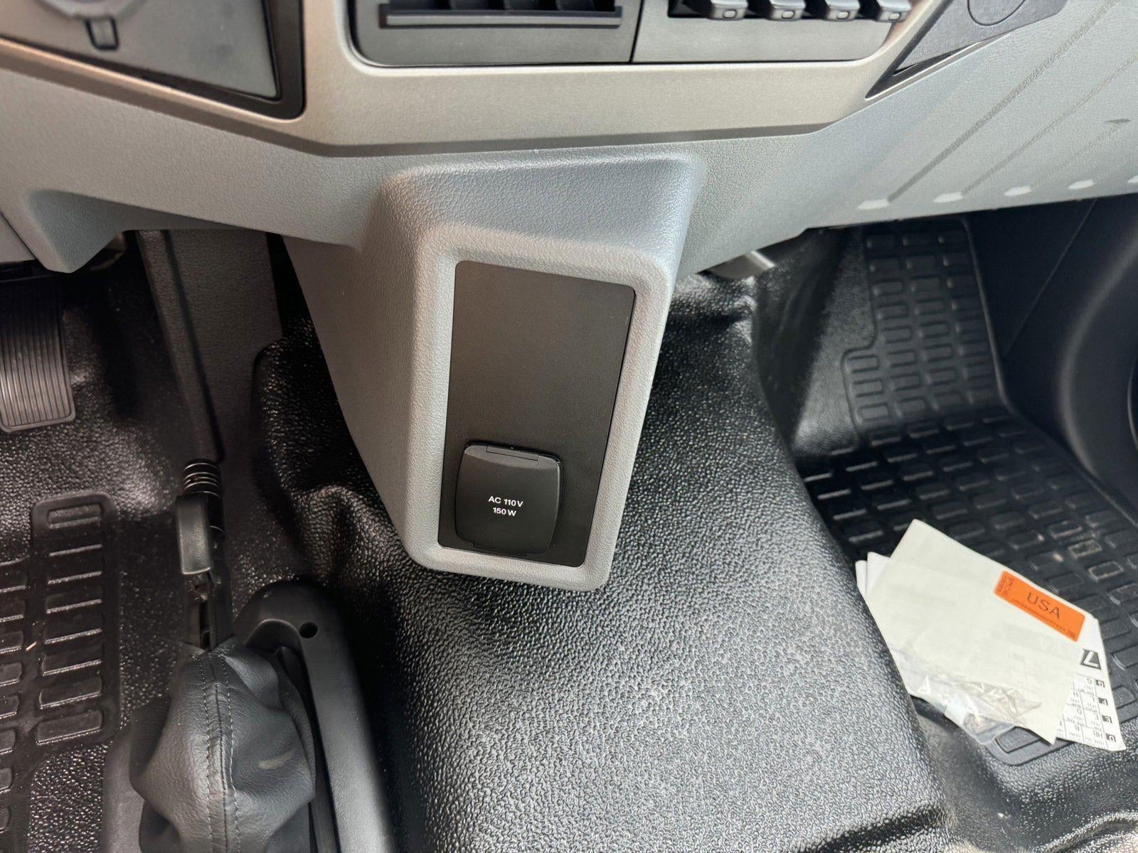 2025 Ford F-650-750 F-650 SD Gas Straight Frame