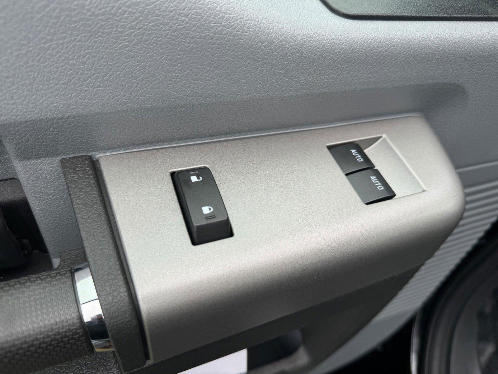 2025 Ford F-650-750 F-650 SD Gas Straight Frame