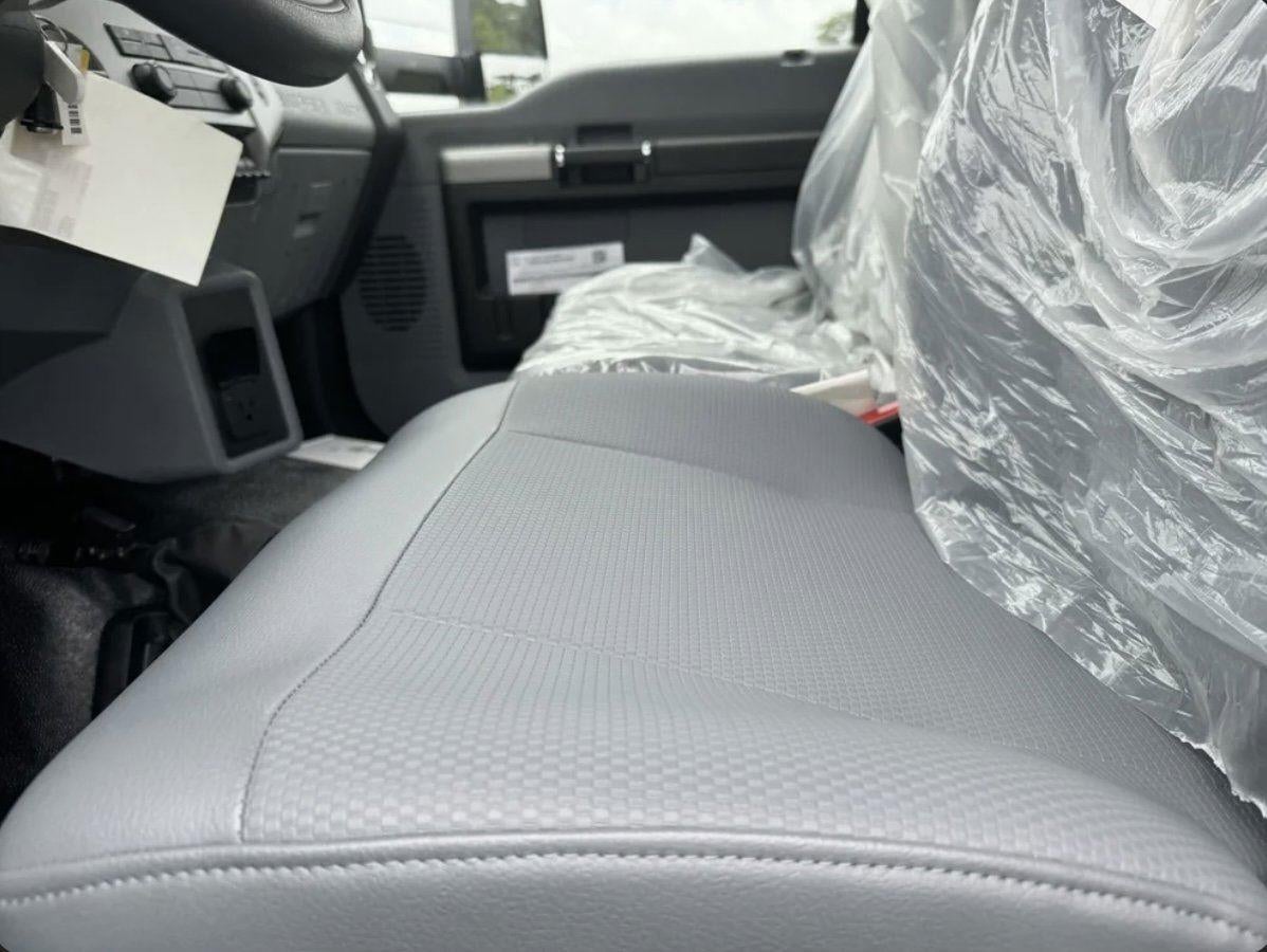 2025 Ford F-650-750 F-650 SD Gas Straight Frame