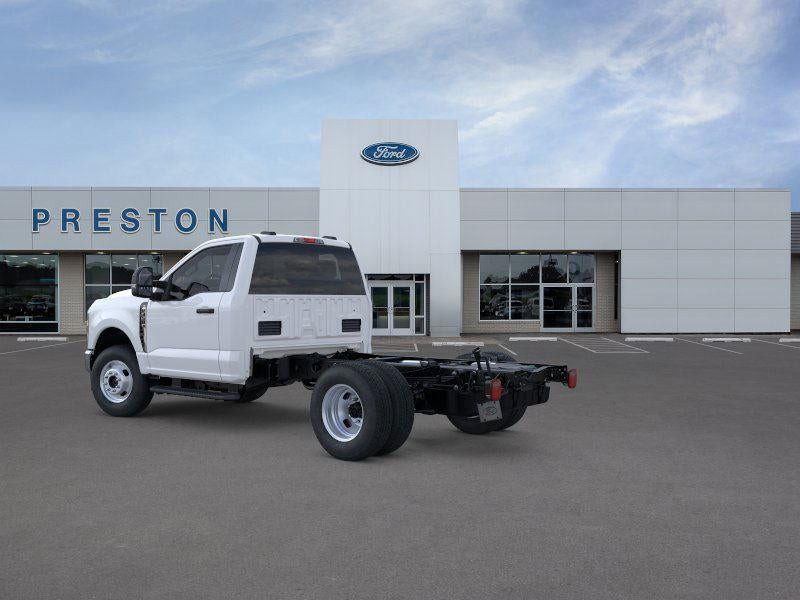 2025 Ford Super Duty F-350 DRW XL