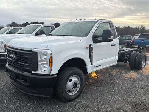 2026 Ford Chassis Cab XL