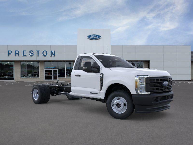 2026 Ford Chassis Cab XL