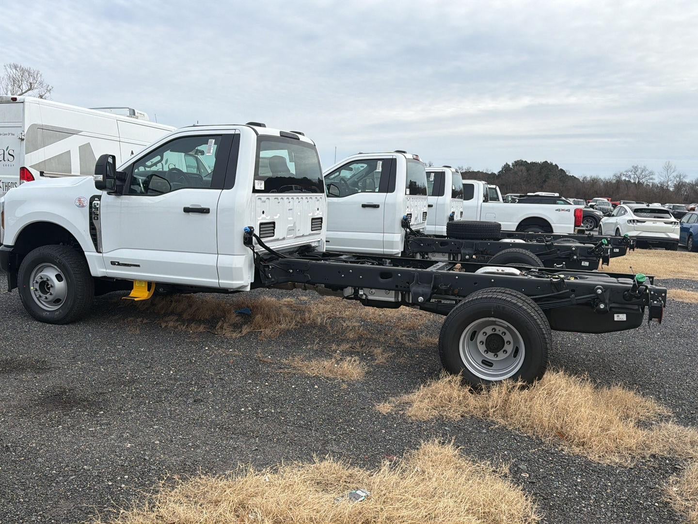 2026 Ford Chassis Cab XL