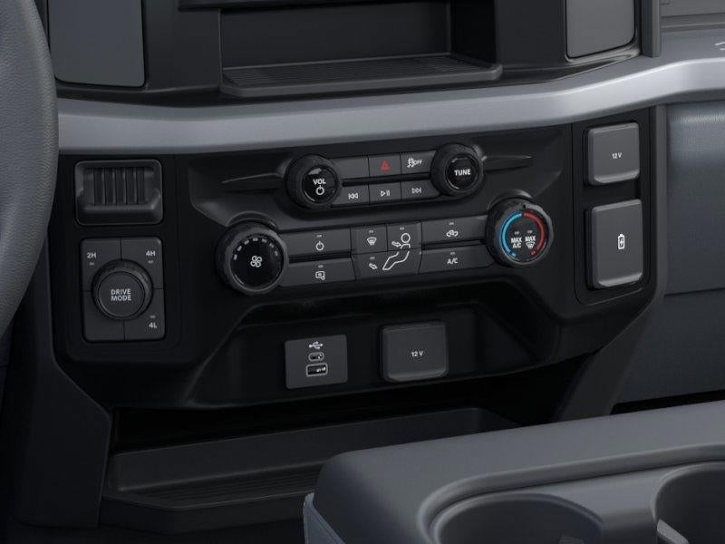 2026 Ford Chassis Cab XL