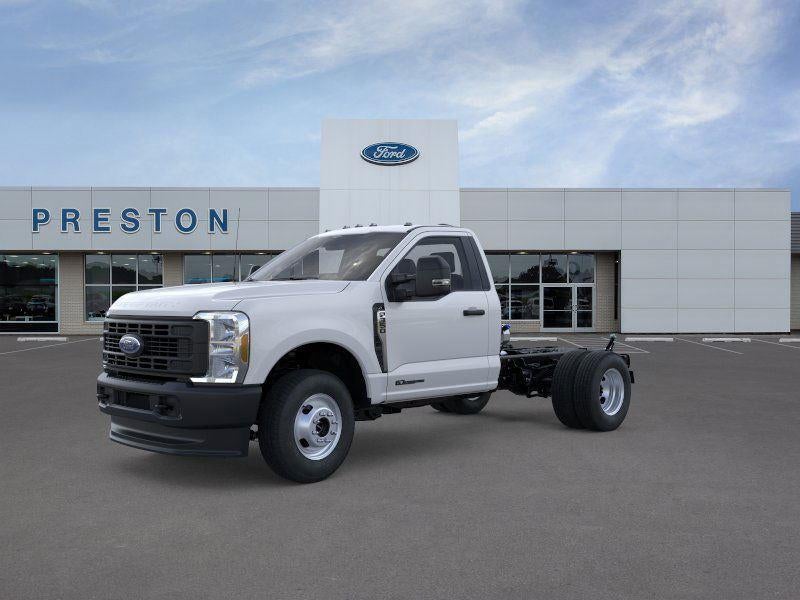 2026 Ford Chassis Cab XL