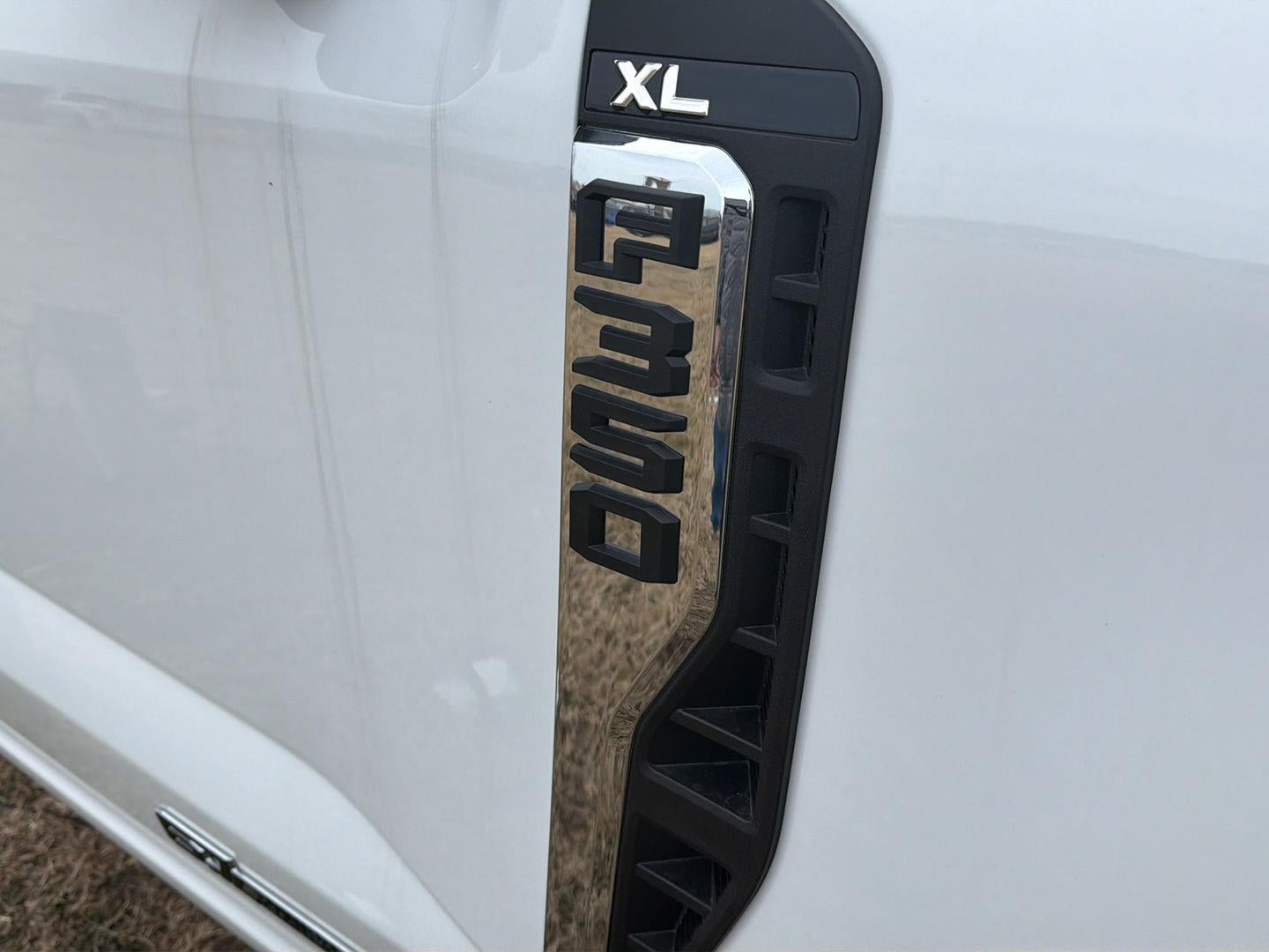 2026 Ford Chassis Cab XL