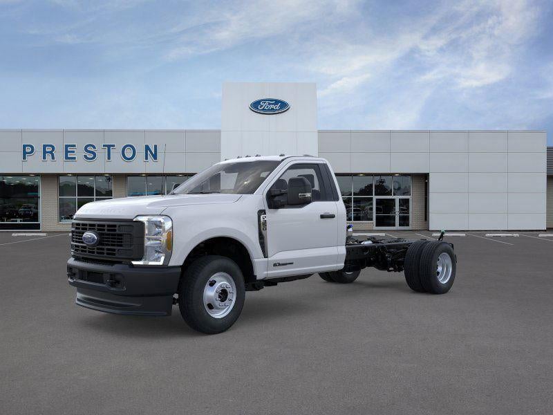2026 Ford Super Duty F-350 DRW XL