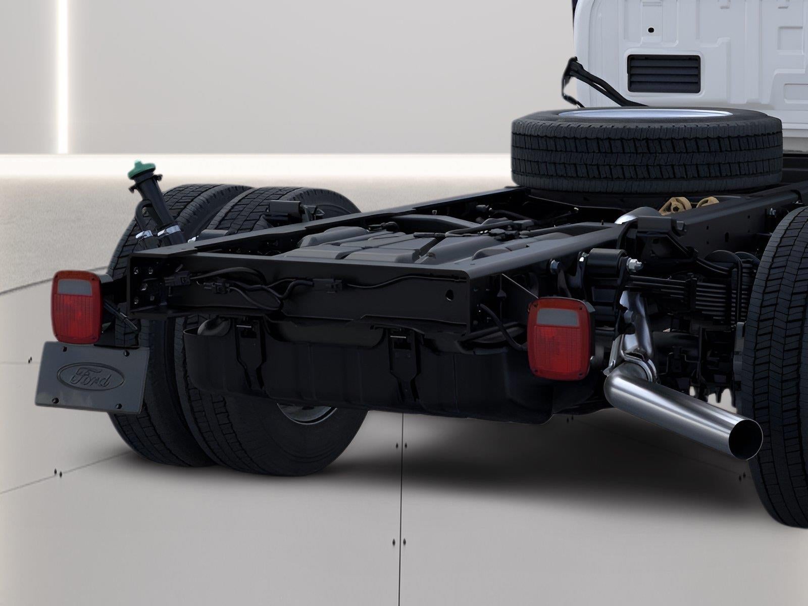 2026 Ford Super Duty F-550 Drw XL