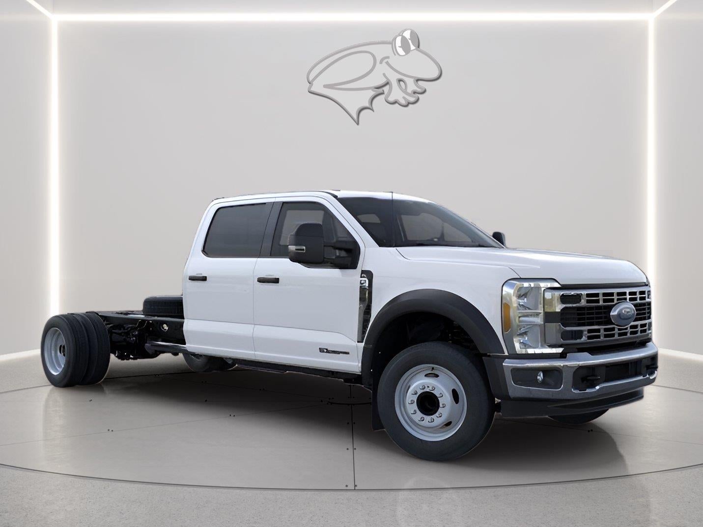 2026 Ford Super Duty F-550 Drw XL