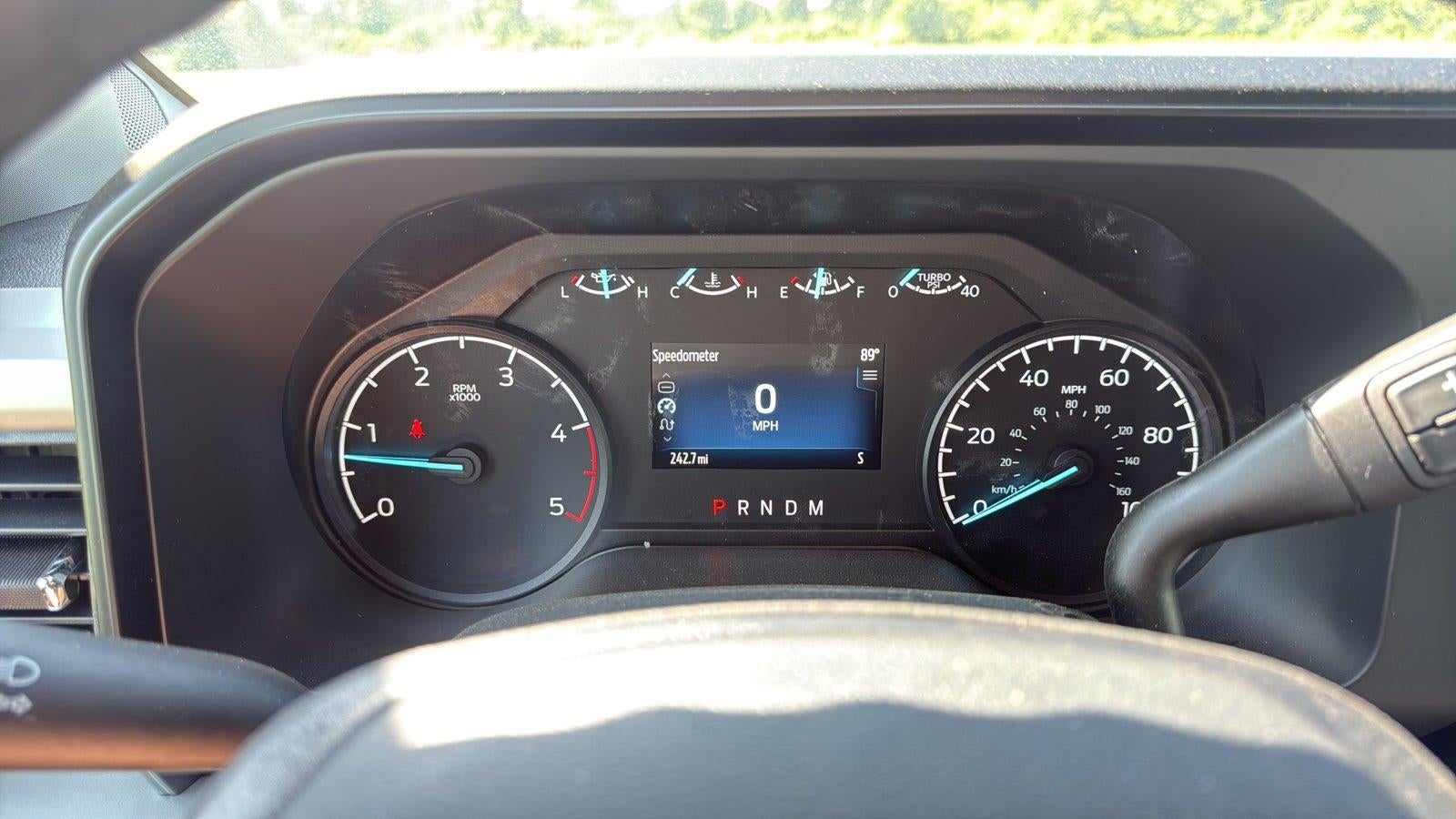 2026 Ford Super Duty F-550 Drw 12' DYNAPRO LANDSCAPE DUMP, FULL CAB SHIELD, MANUAL TARP, COMBO HITCJ, 48" UNDERBODY TOOLBOX