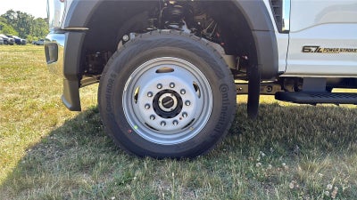 2026 Ford Super Duty F-550 DRW XL