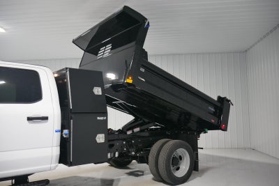 2026 Ford Chassis Cab XL