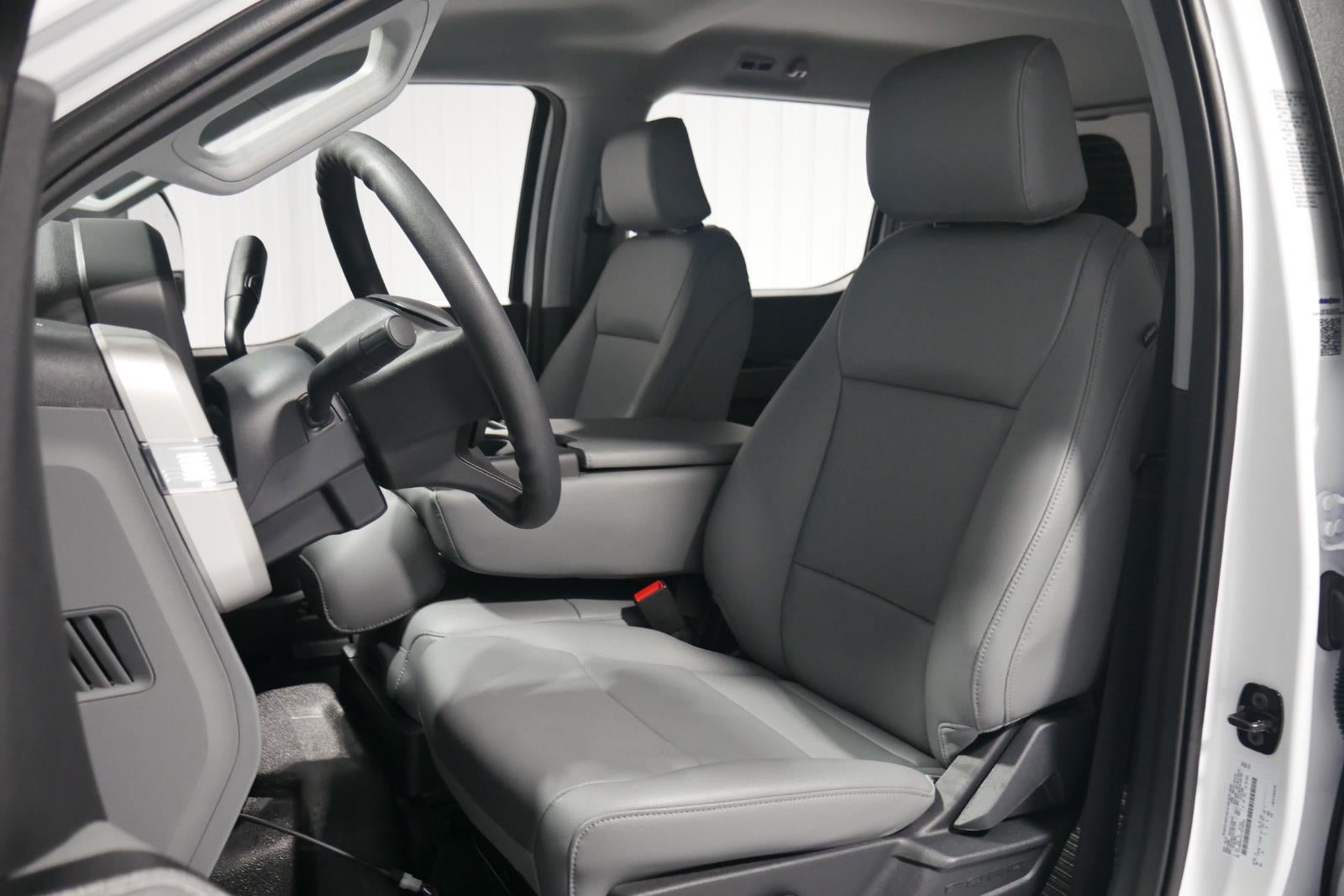 2026 Ford Chassis Cab XL