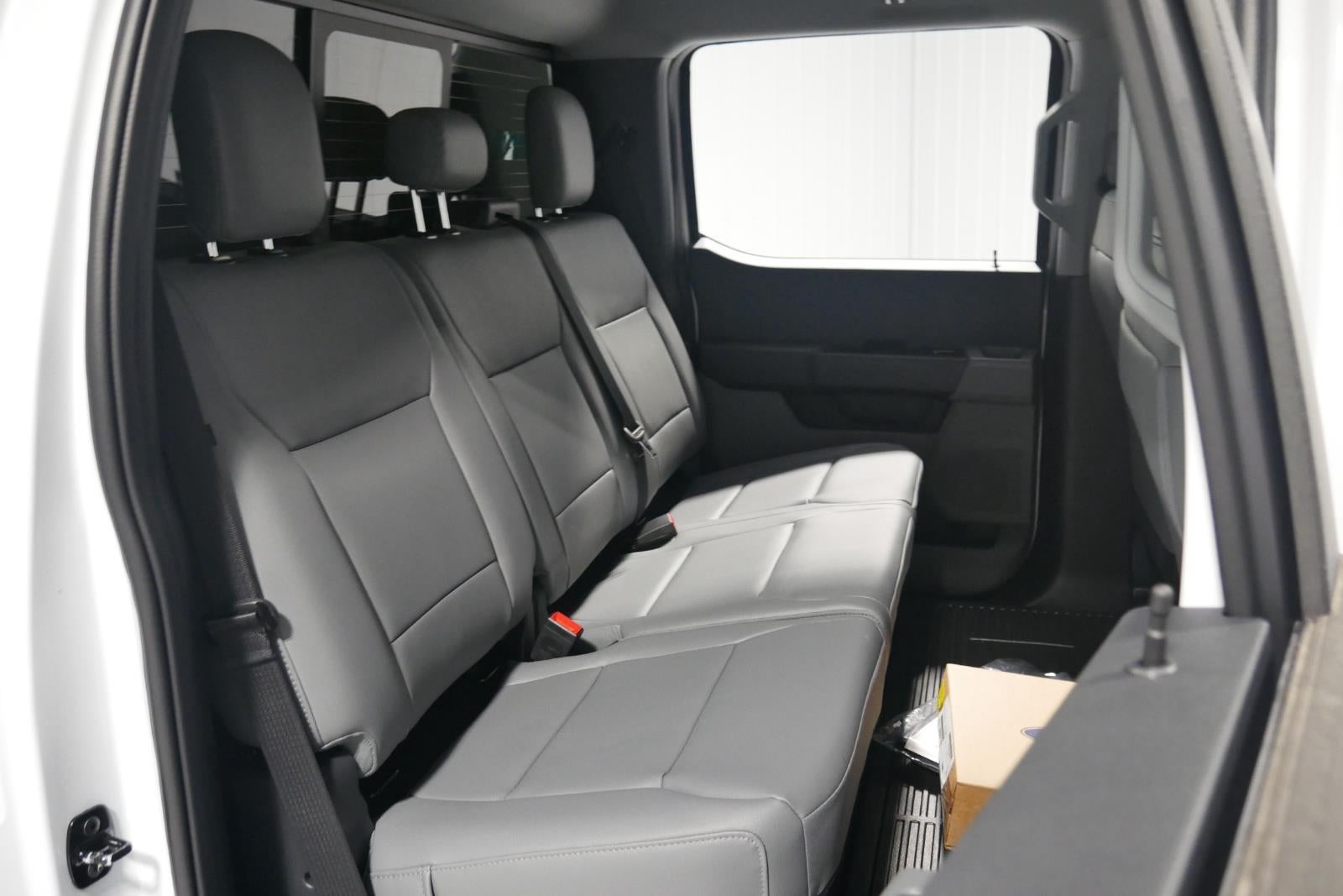 2026 Ford Chassis Cab XL