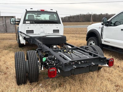 2025 Ford Super Duty F-550 DRW XL