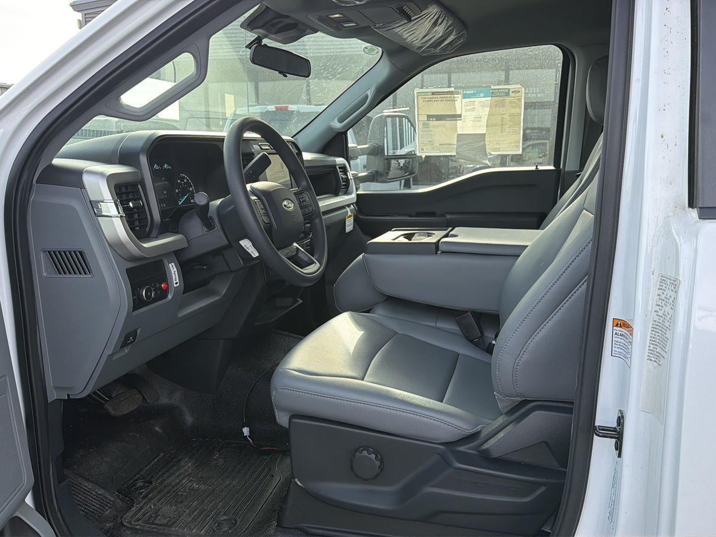 2024 Ford Chassis Cab 12FT DYNAPRO LANDSCAPE 48" WALLS