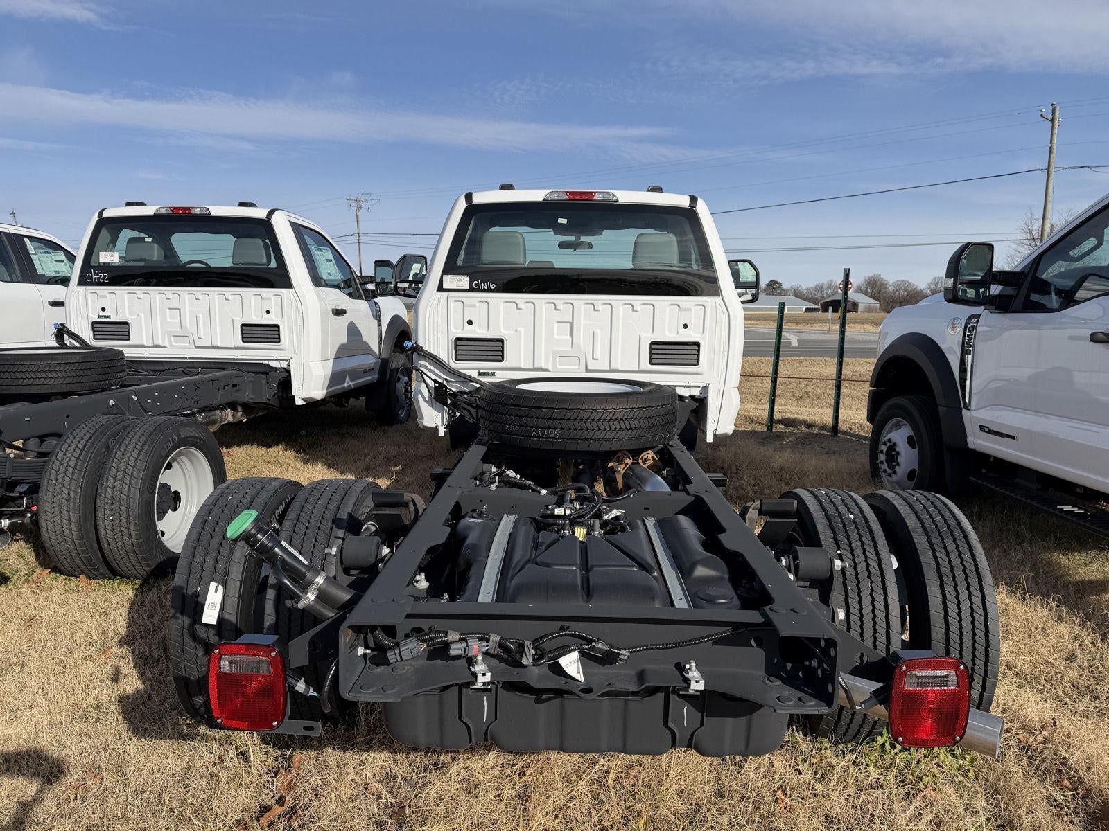 2025 Ford Super Duty F-550 DRW XL CHASSIS ONLY
