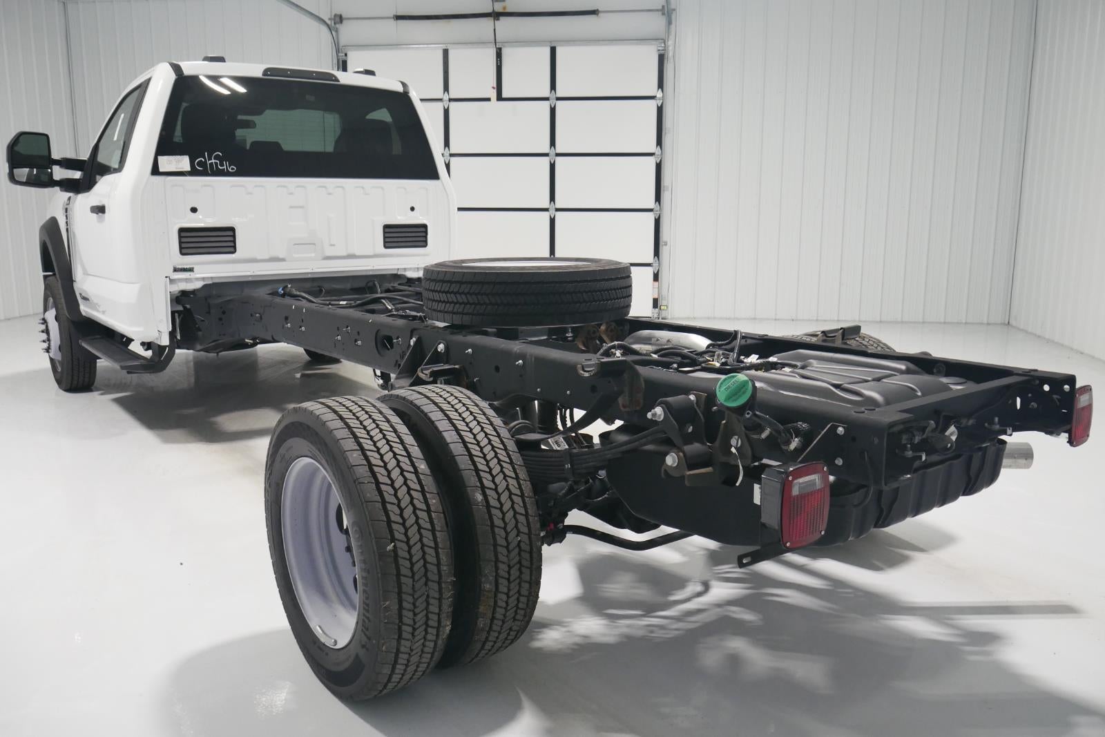 2024 Ford Chassis Cab XLT CHASSIS ONLY