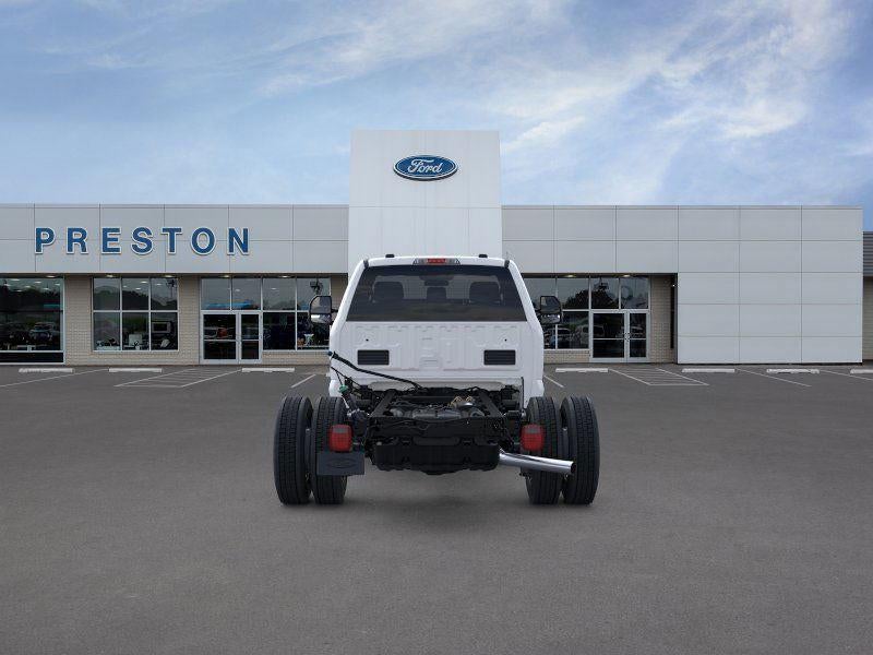 2025 Ford Chassis Cab XL