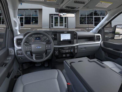 2025 Ford Chassis Cab XL