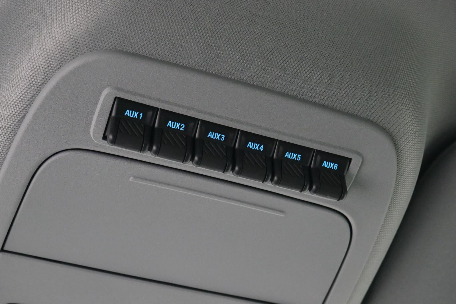 2024 Ford Chassis Cab XLT CHASSIS ONLY