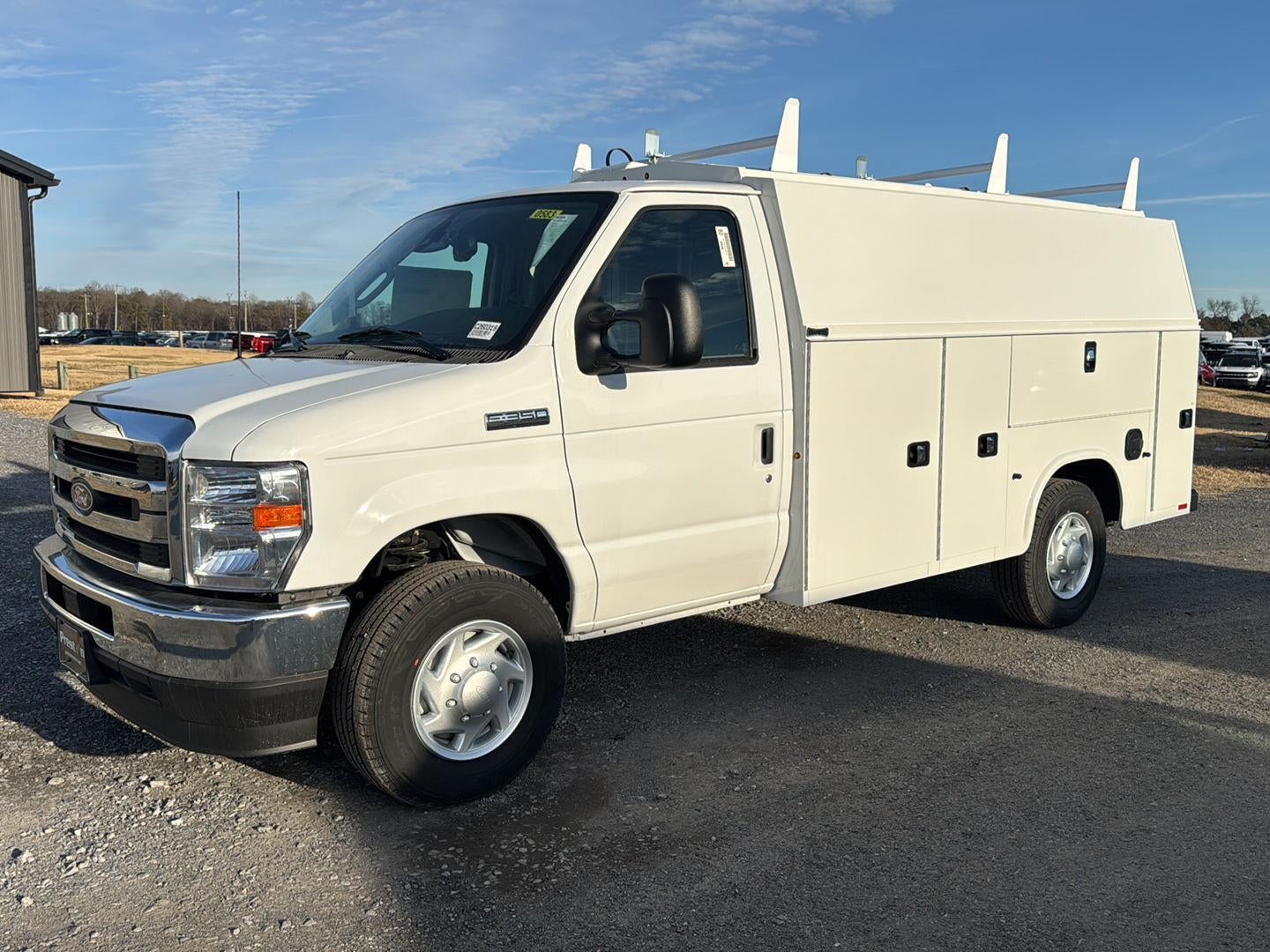 2026 Ford E-Series Cutaway Base