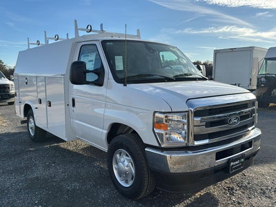 2026 Ford E-Series Cutaway Base